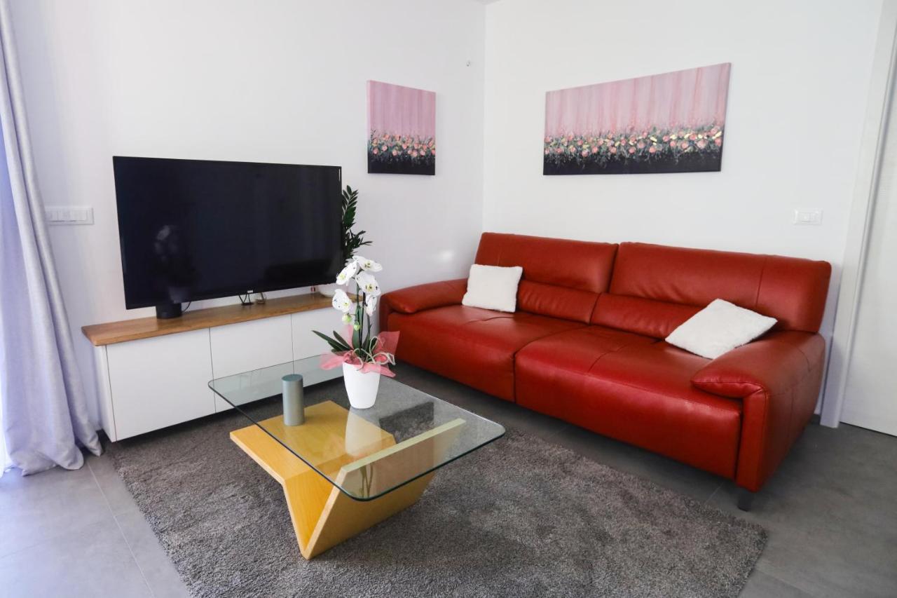Hisa Dobrega Pocutja Apartment โคซินา ภายนอก รูปภาพ