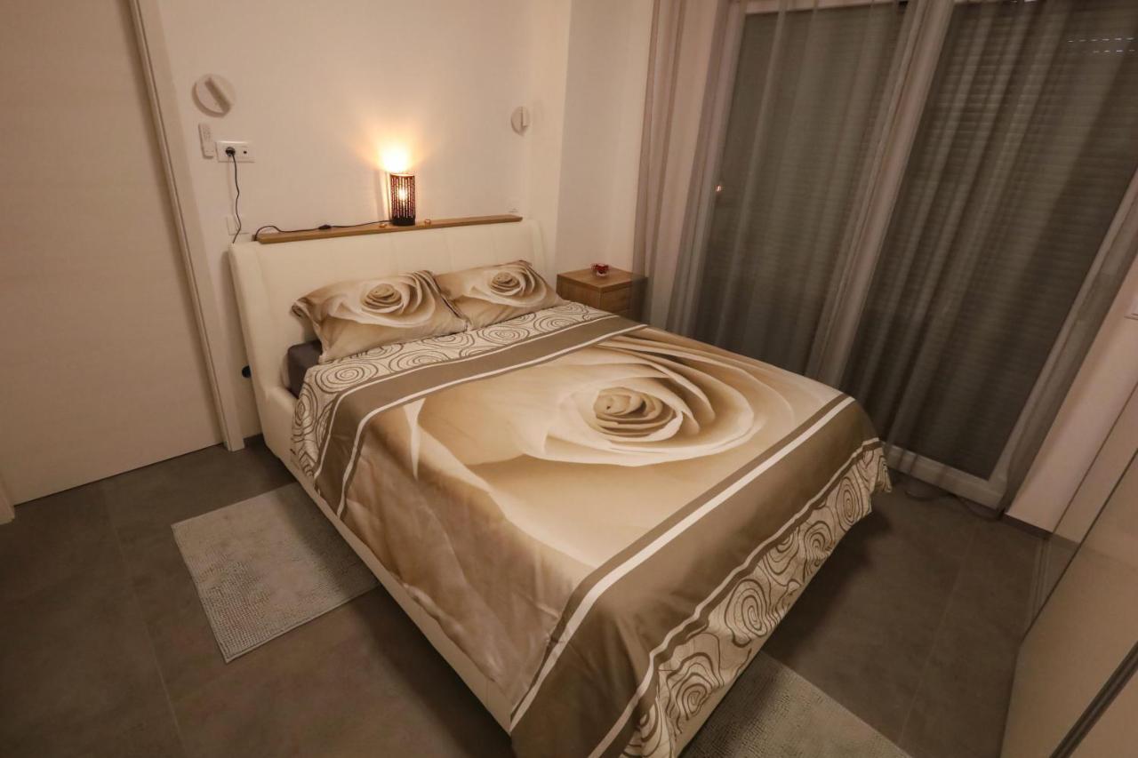 Hisa Dobrega Pocutja Apartment โคซินา ภายนอก รูปภาพ